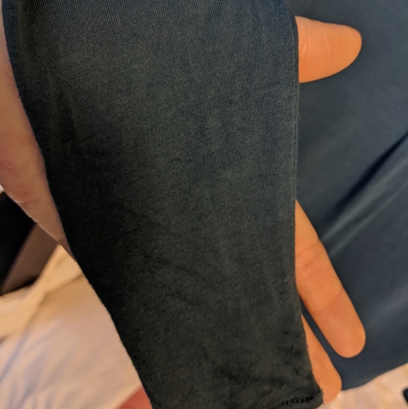 Aritzia Babaton teal vneck blouse xxs - Picture 2 of 6